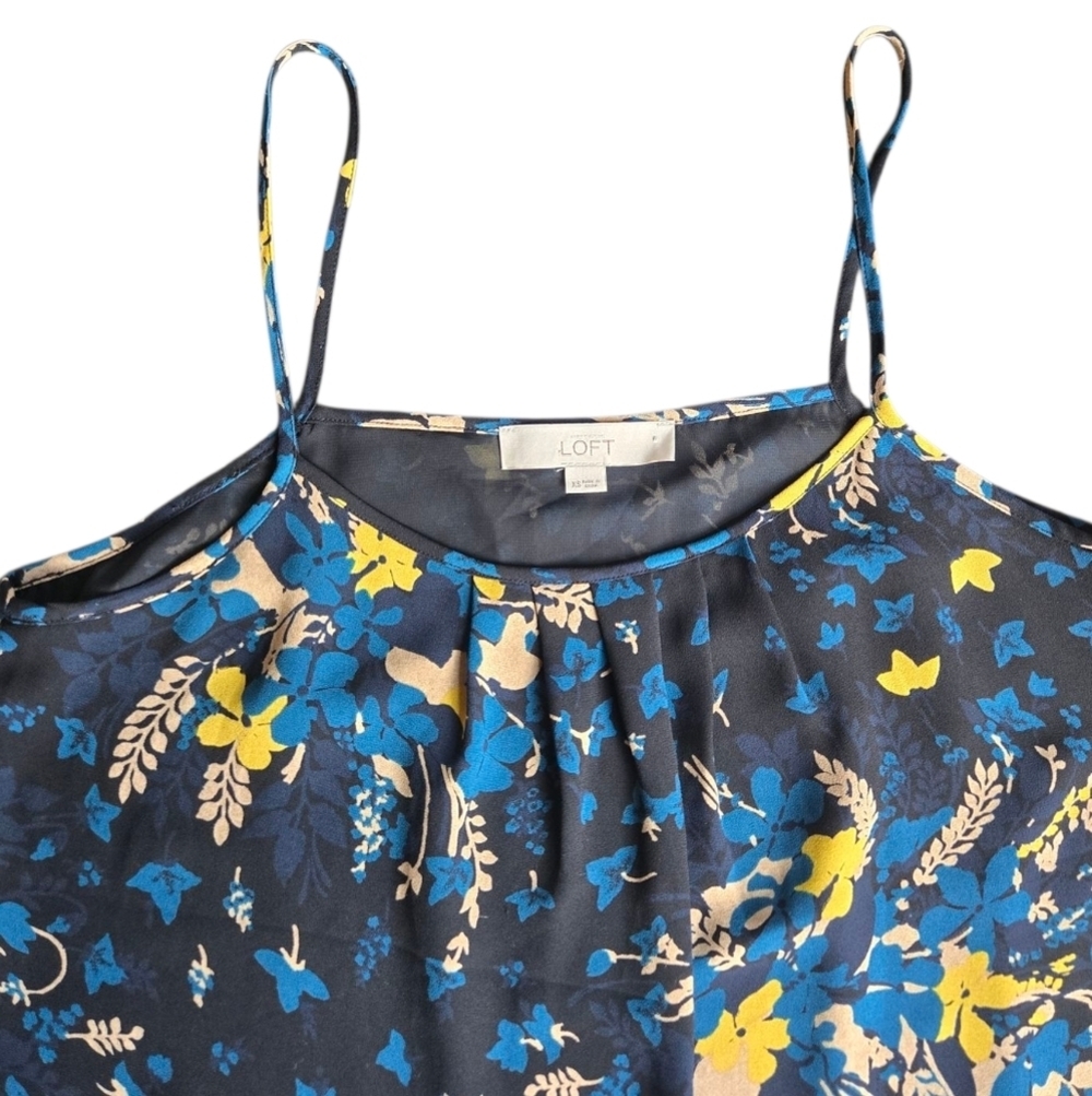 Loft Floral Tank - Picture 2 of 5